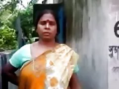 Bangladesh aunty